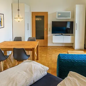 Charming With Parking Spot Apartment Wurzburg